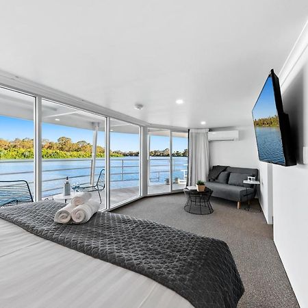 Murray River Queen Hotel Ренмарк Екстериор снимка