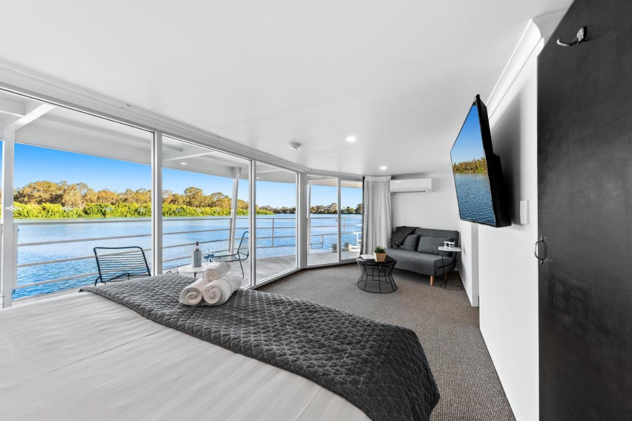 Murray River Queen Hotel Ренмарк Екстериор снимка